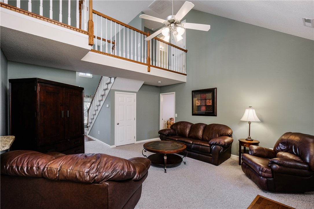 192 Walker Point