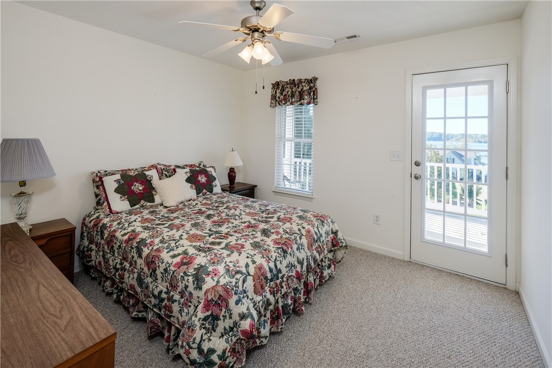 192 Walker Point