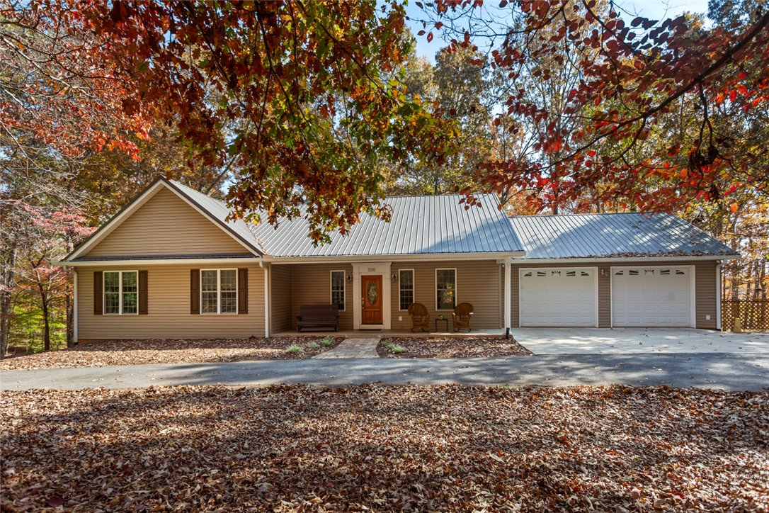 310 Falcons Nest Road