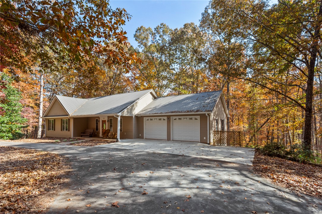 310 Falcons Nest Road