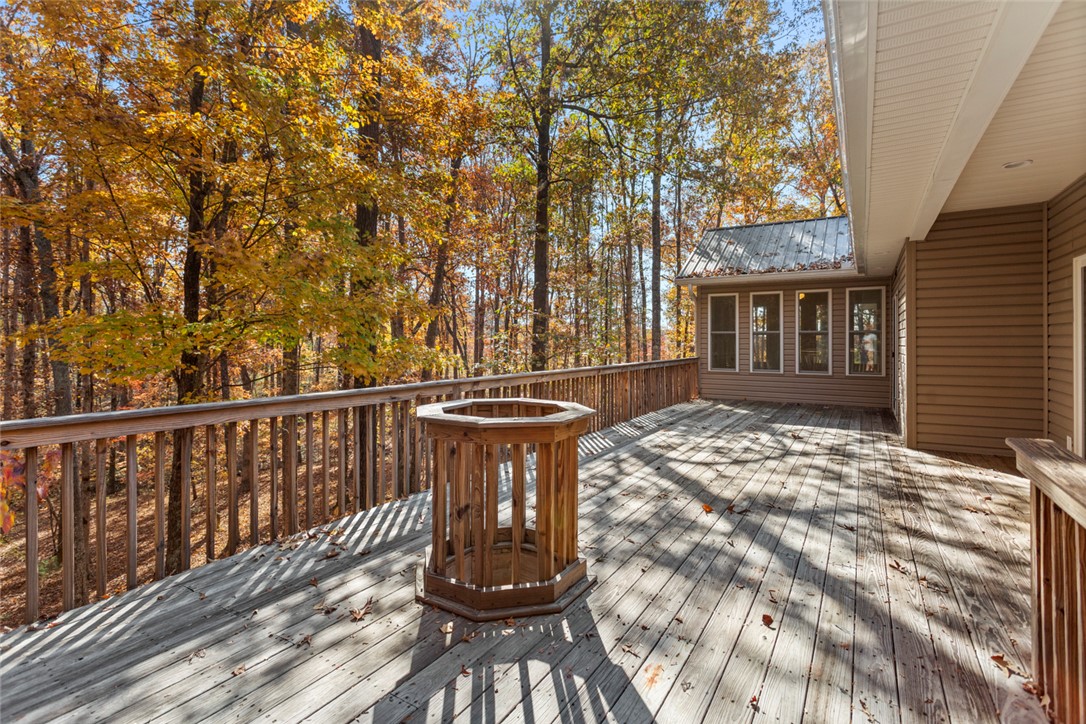 310 Falcons Nest Road