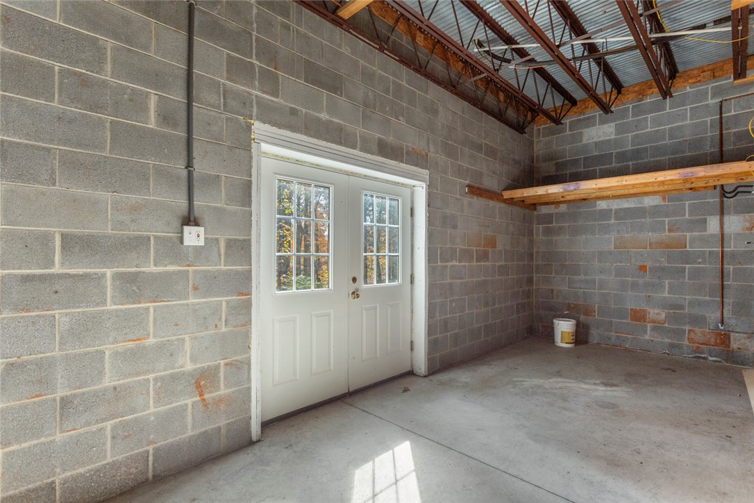 310 Falcons Nest Road