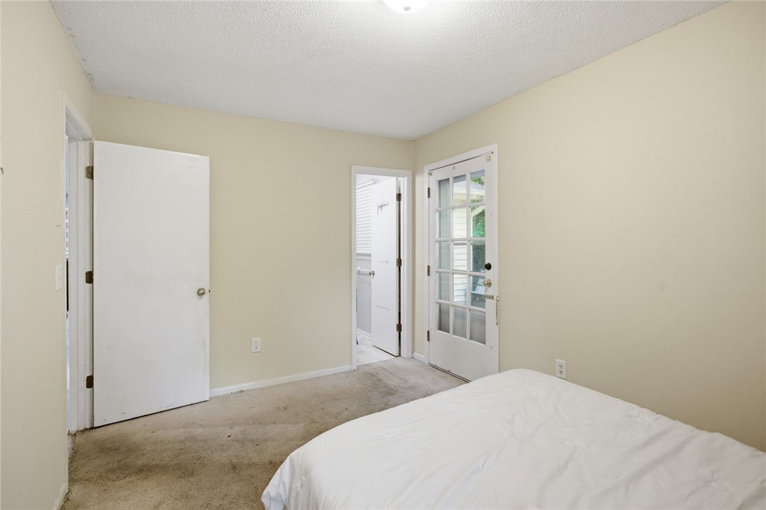 858 Robinhood Drive