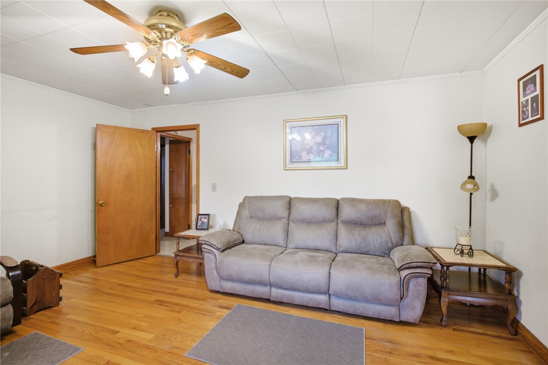 282 W Bennett Road