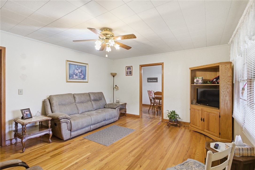 282 W Bennett Road