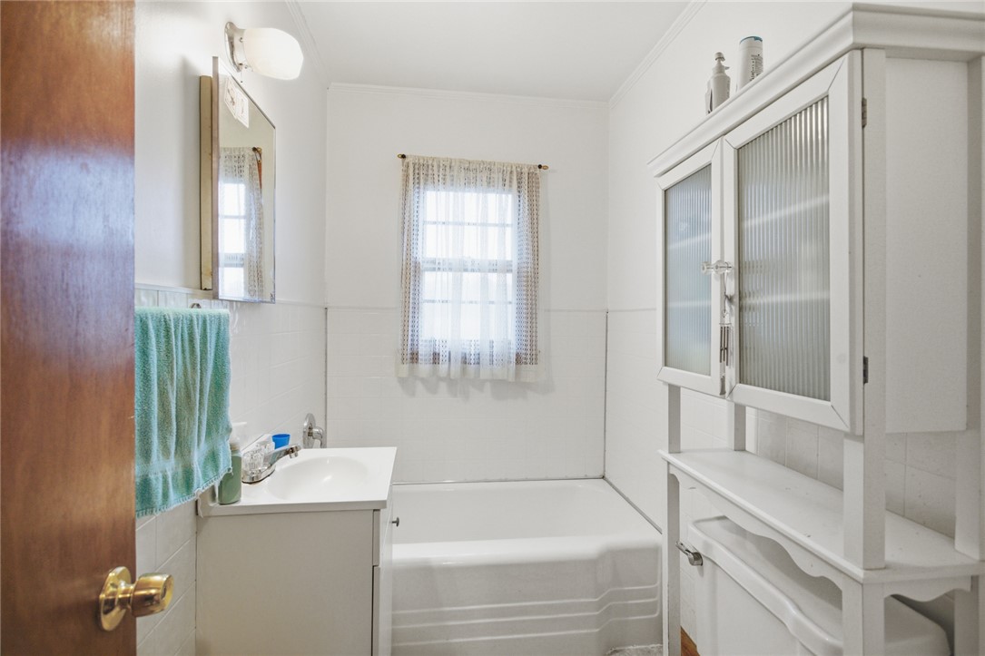 282 W Bennett Road