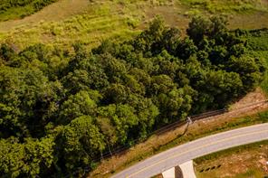 585 Mountain Road