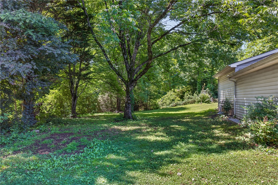 103 Dorsey Lane
