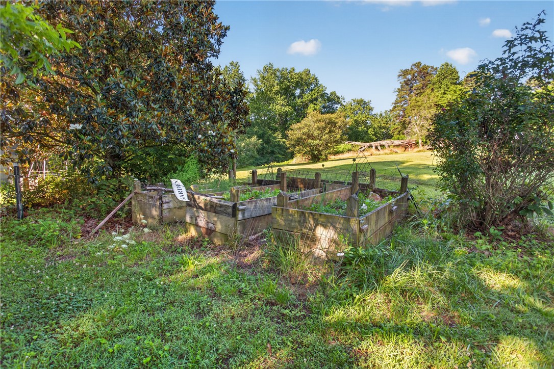 103 Dorsey Lane