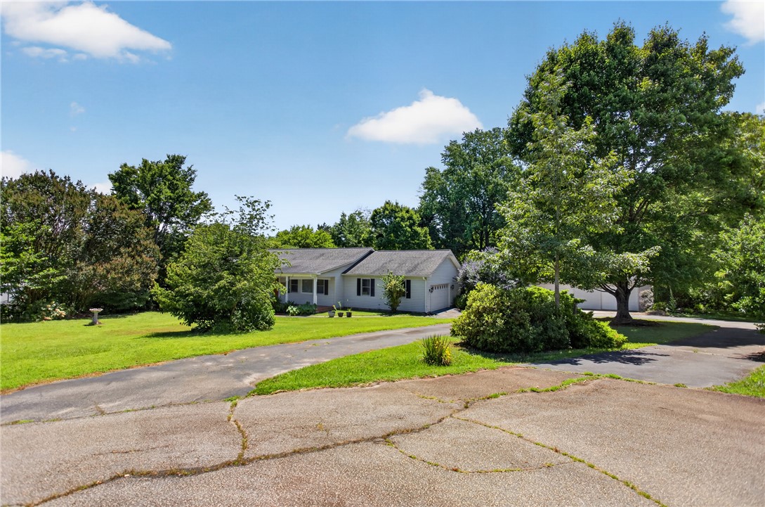 103 Dorsey Lane