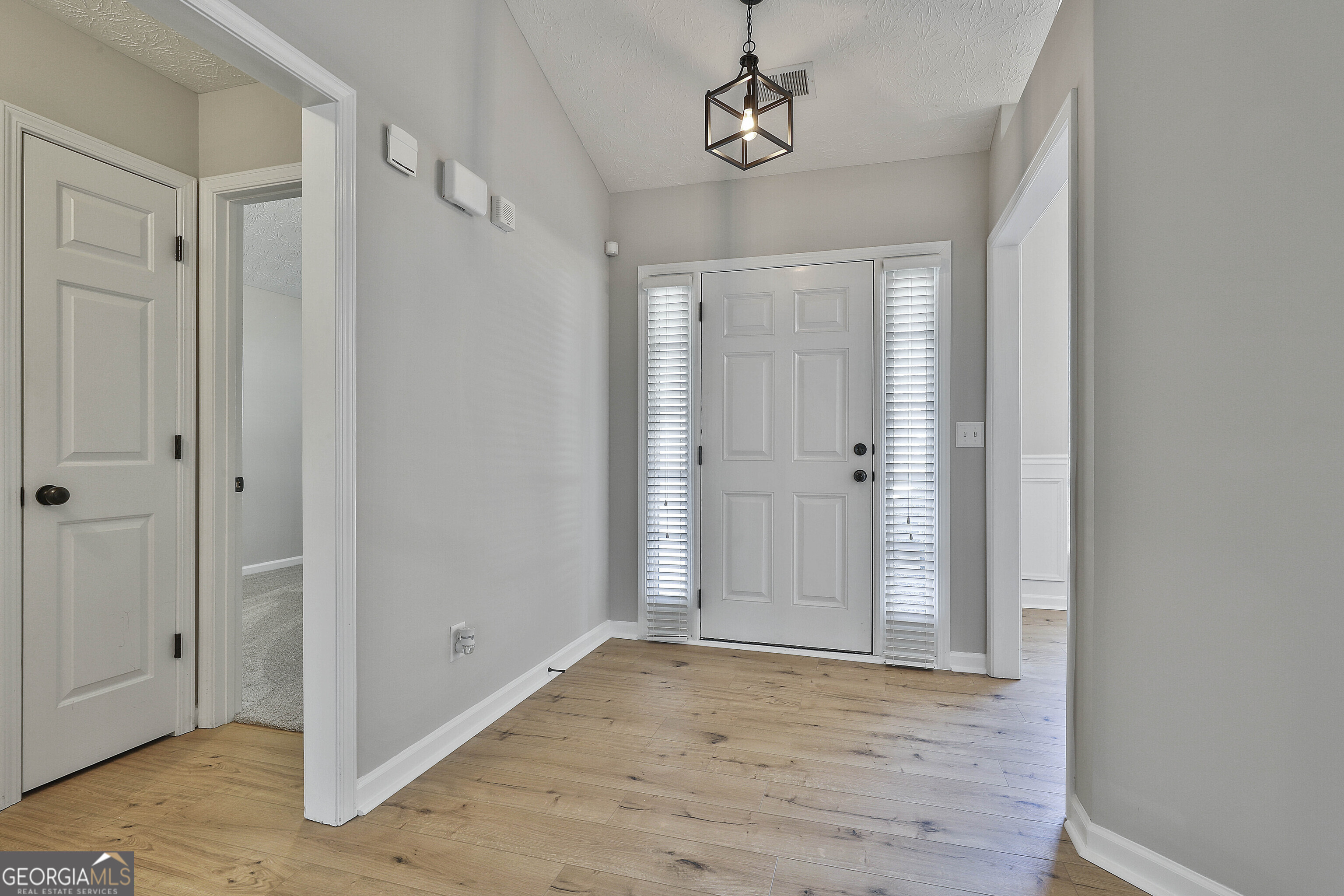 208 Lake Cove Approach