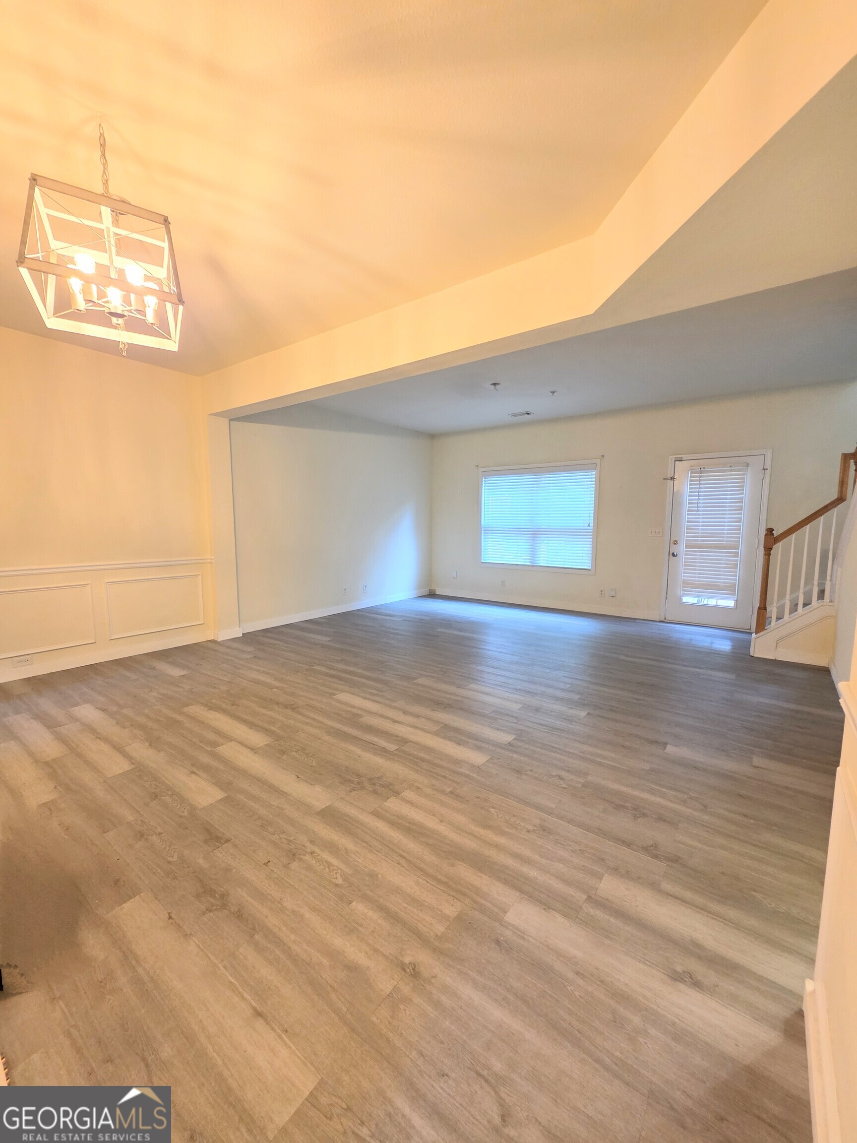 207 Granite Way
