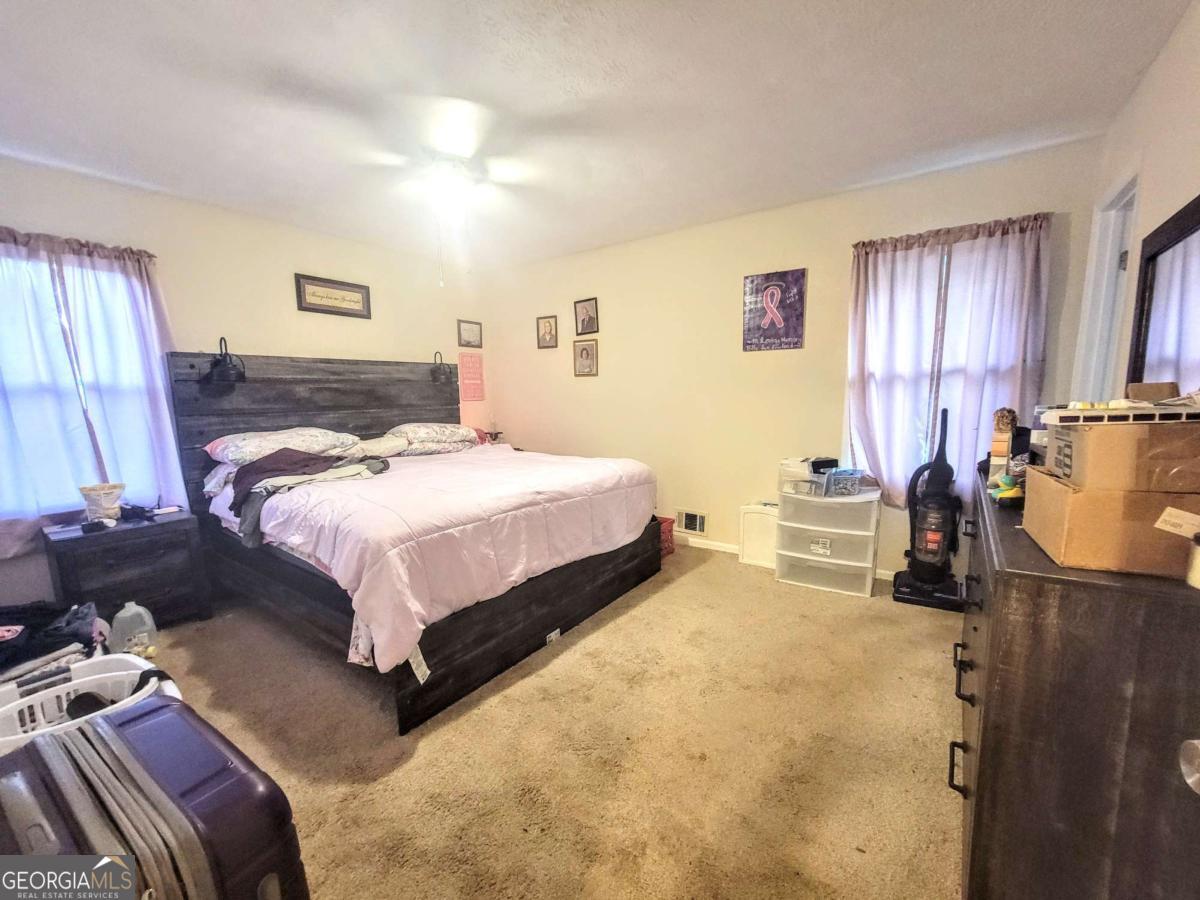 407 Earl North Road, Newnan