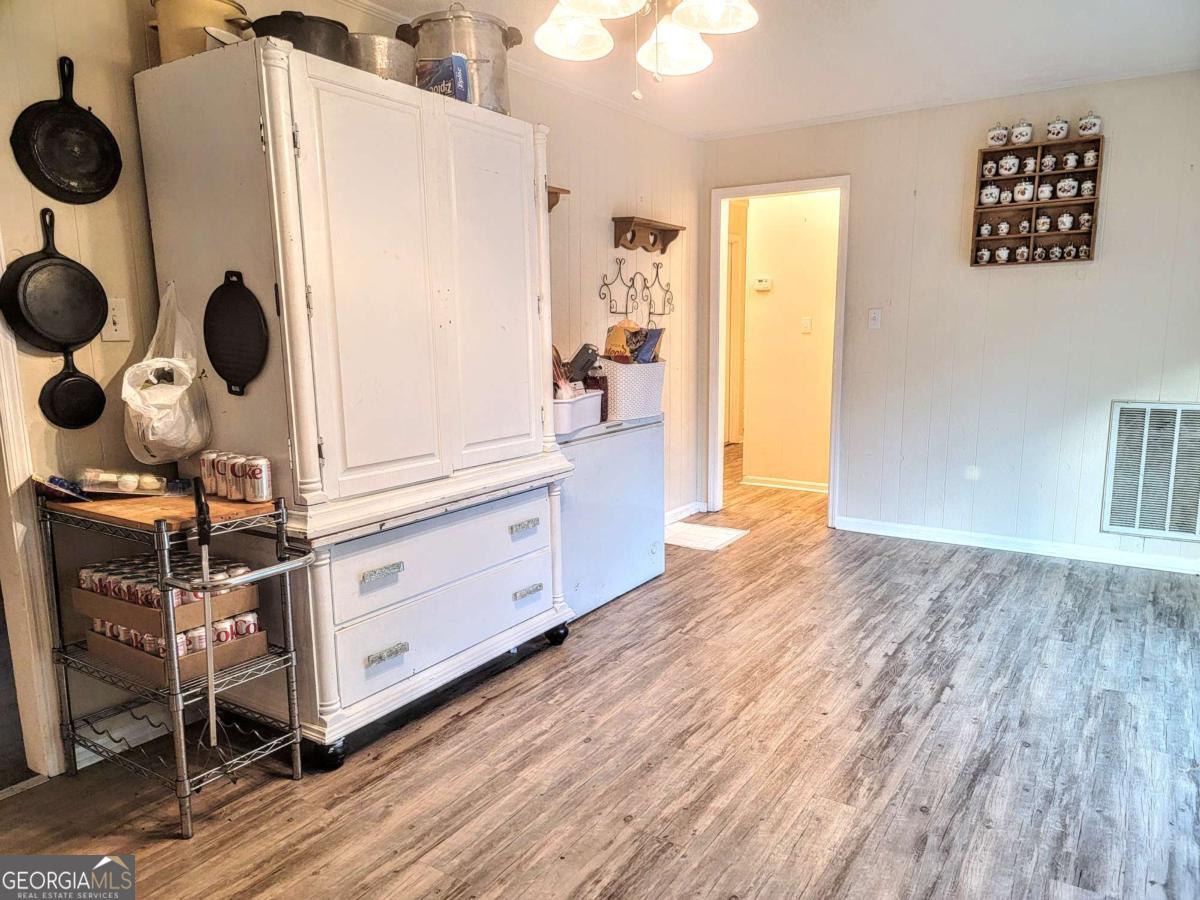 407 Earl North Road, Newnan