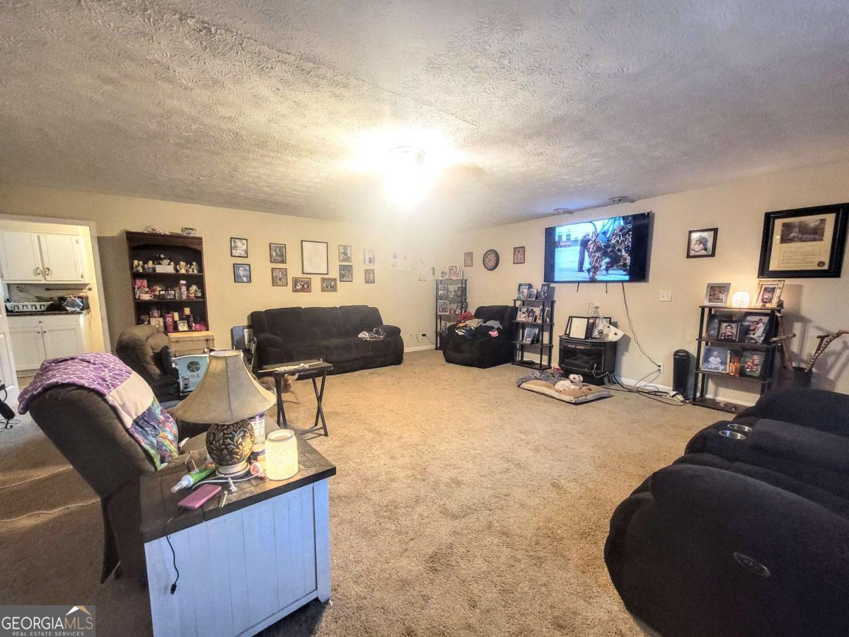 407 Earl North Road, Newnan