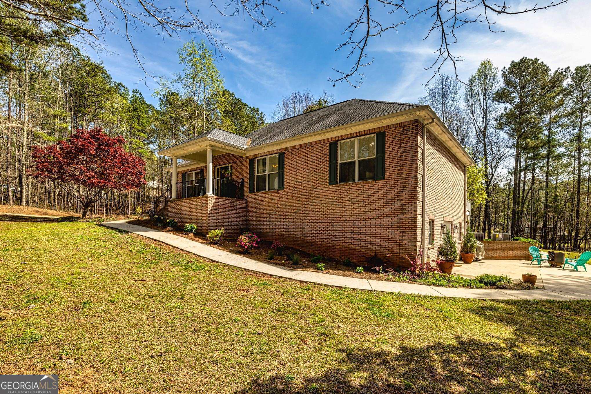 51 Robison Road