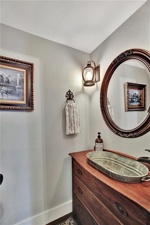 491 Thomas Powers Rd