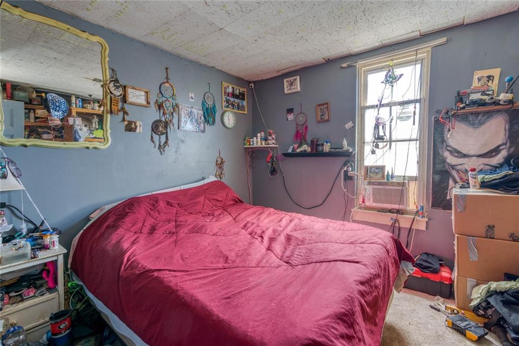 27 E Kimble Street