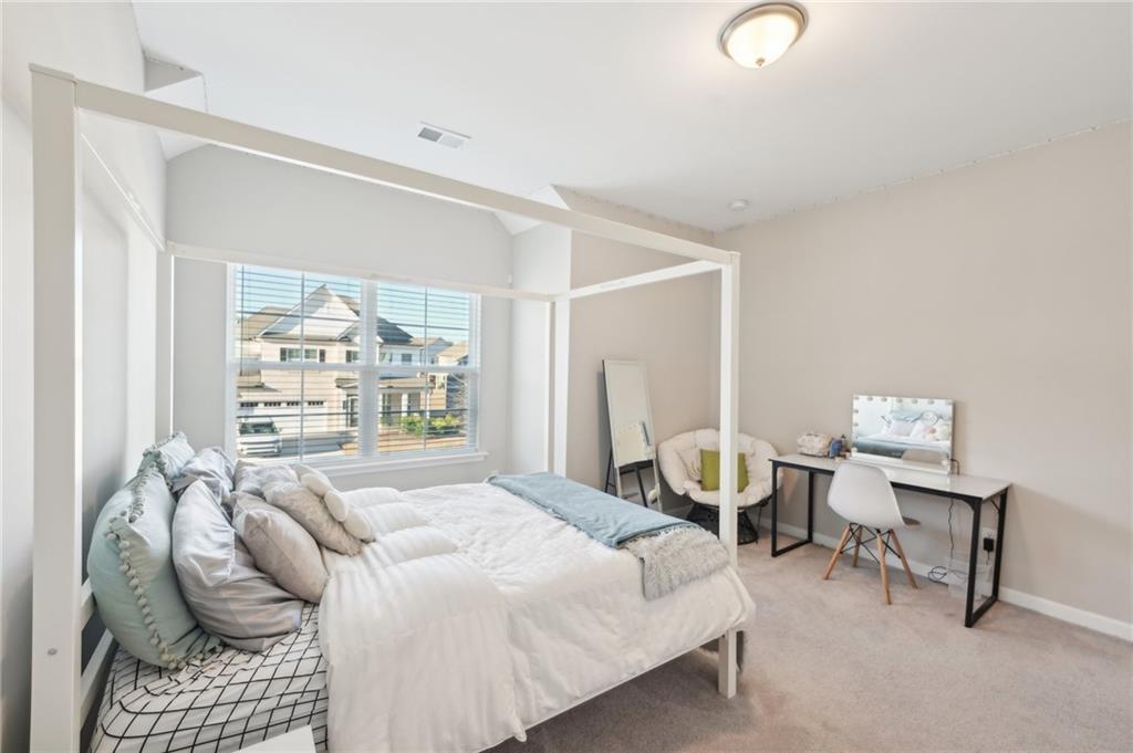 30 Braemore Lane