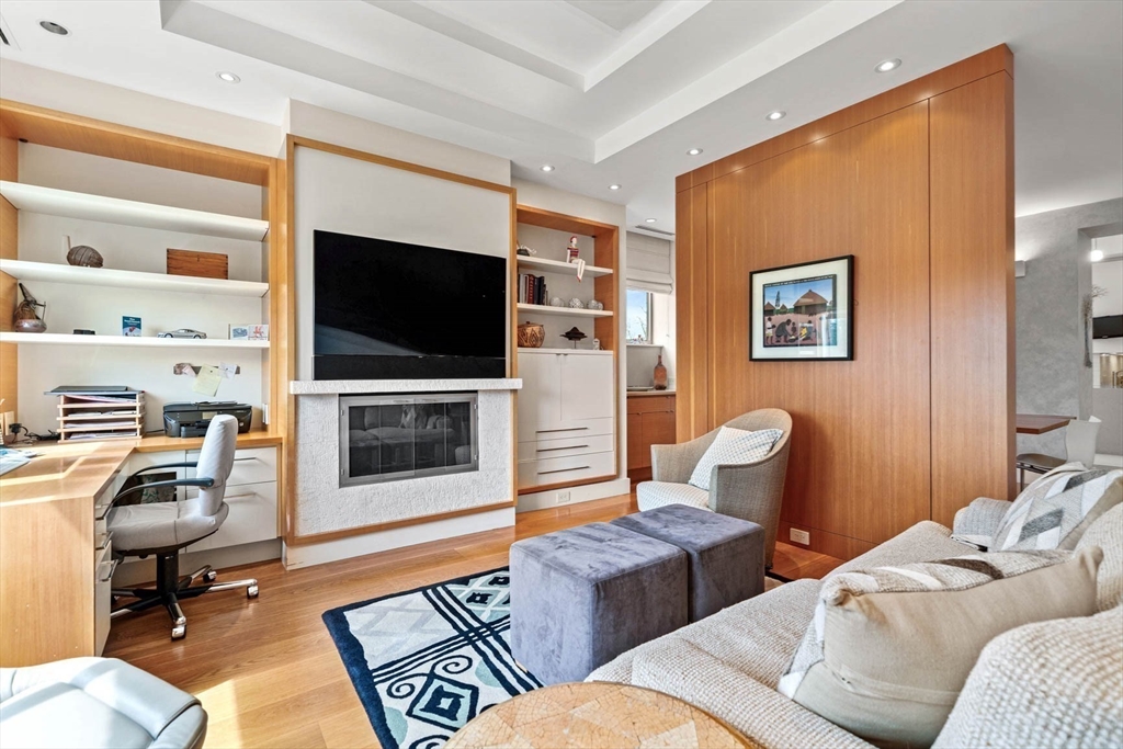 99 Florence Street # 4B Unit: 10-4B