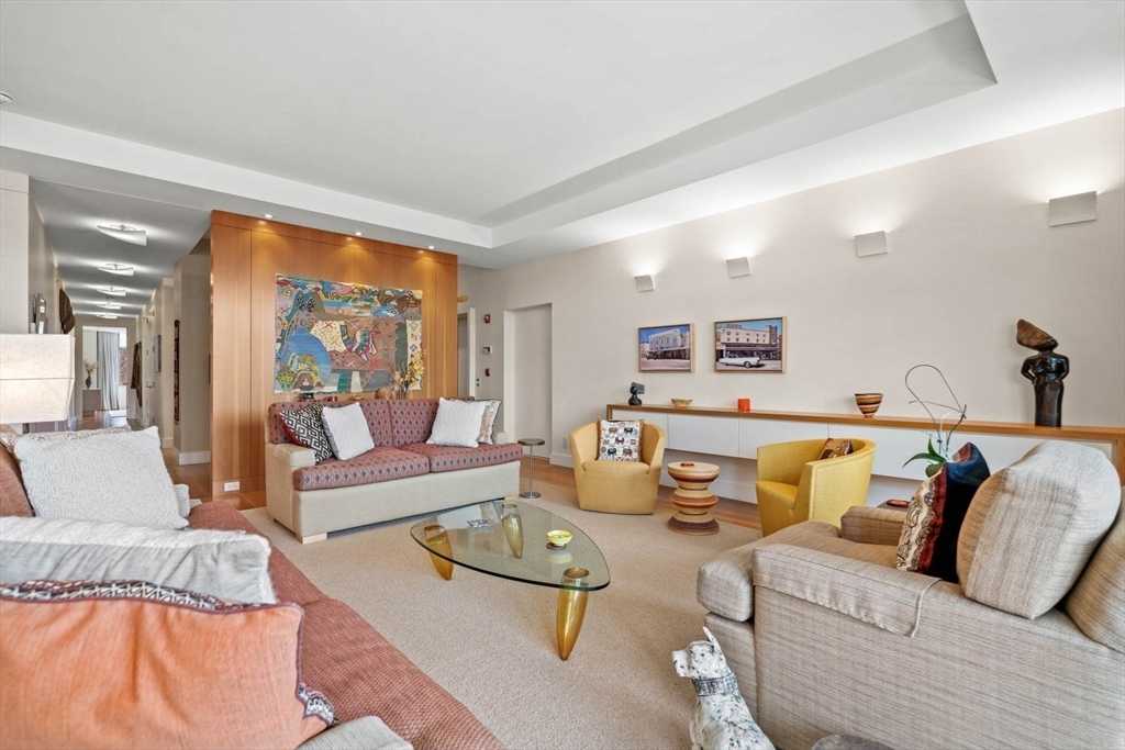 99 Florence Street # 4B Unit: 10-4B