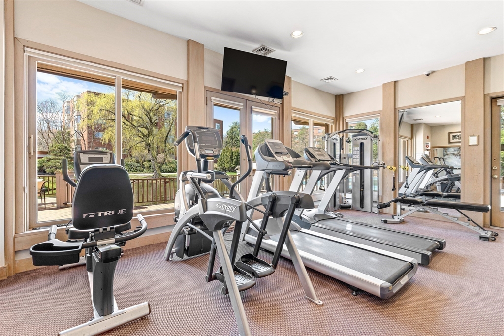 99 Florence Street # 4B Unit: 10-4B