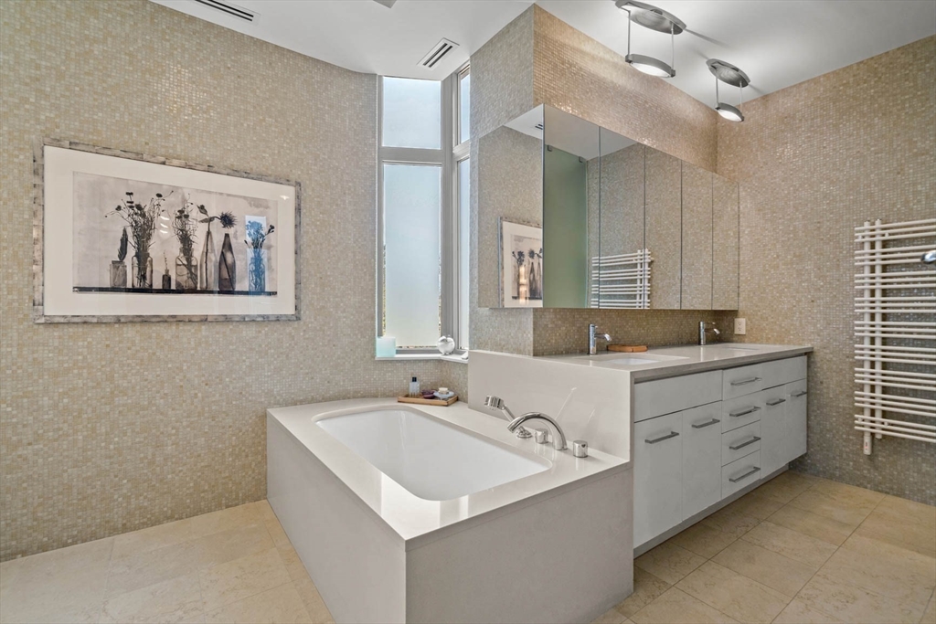 99 Florence Street # 4B Unit: 10-4B