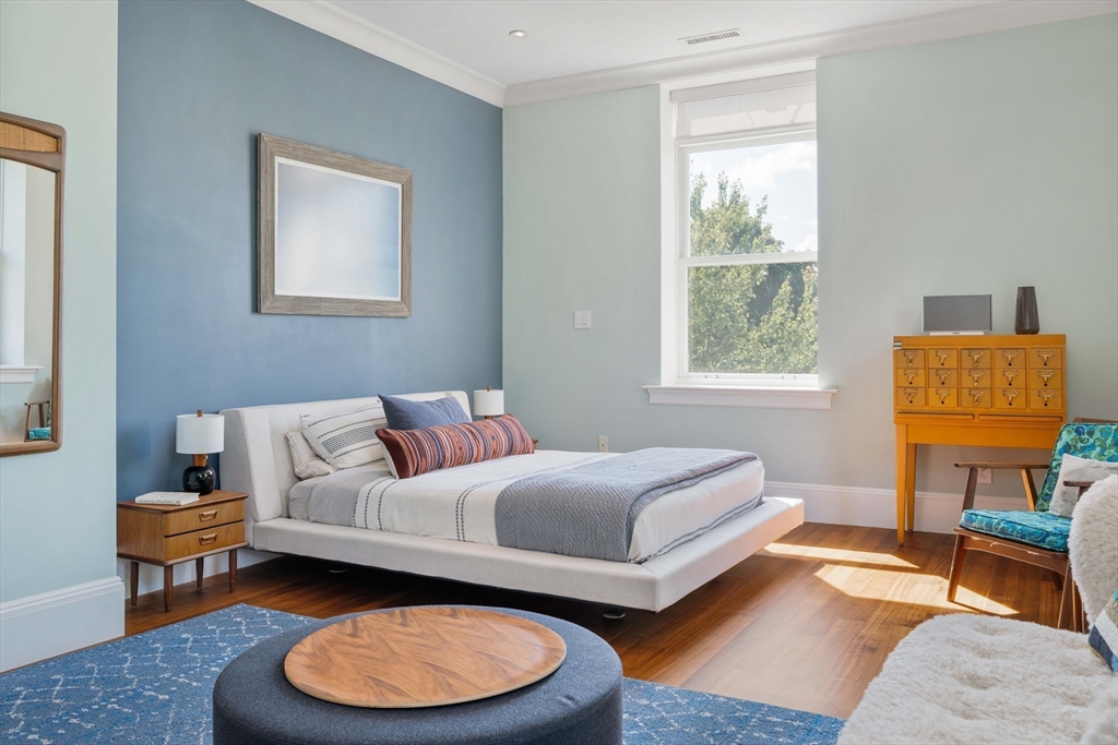 232 Summit Avenue # A5