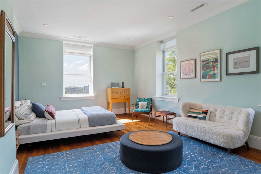 232 Summit Avenue # A5