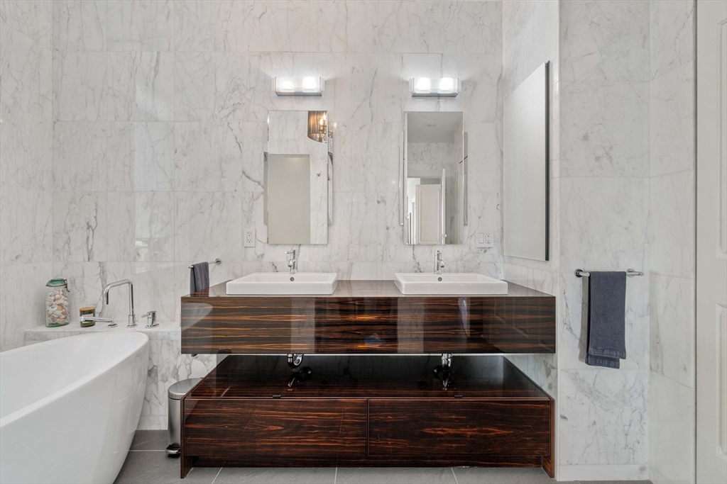 232 Summit Avenue # A5