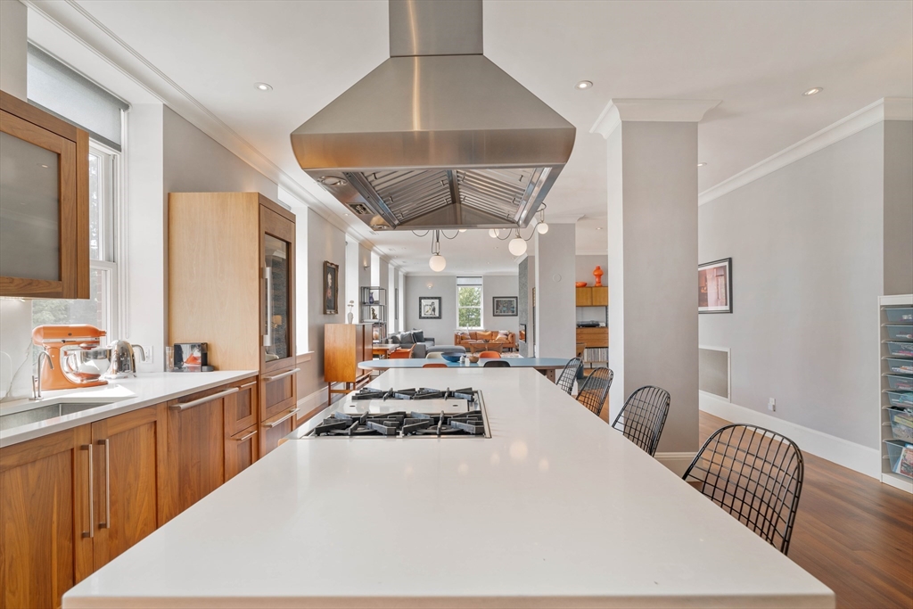 232 Summit Avenue # A5