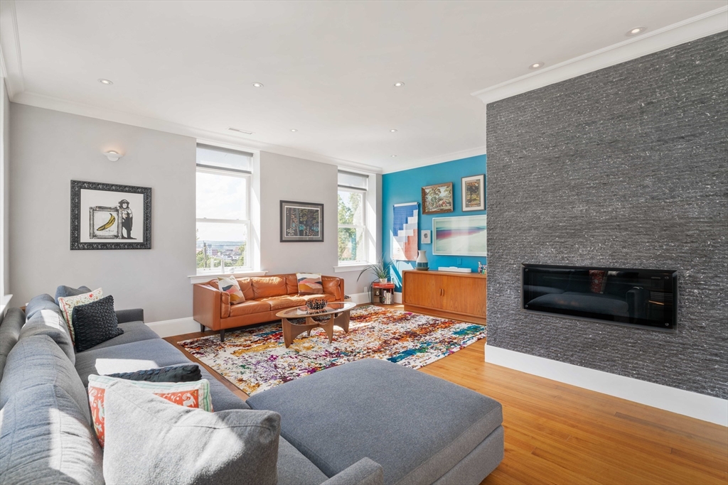 232 Summit Avenue # A5