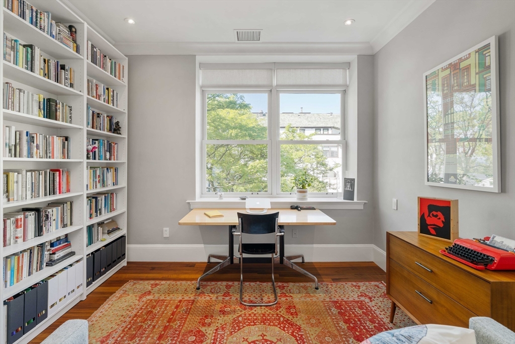 232 Summit Avenue # A5