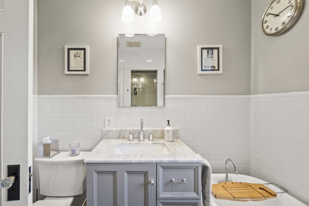 28 Downer Avenue # 1