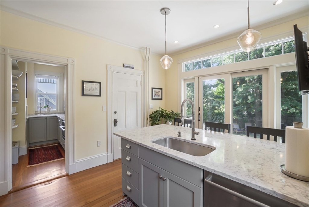 28 Downer Avenue # 1