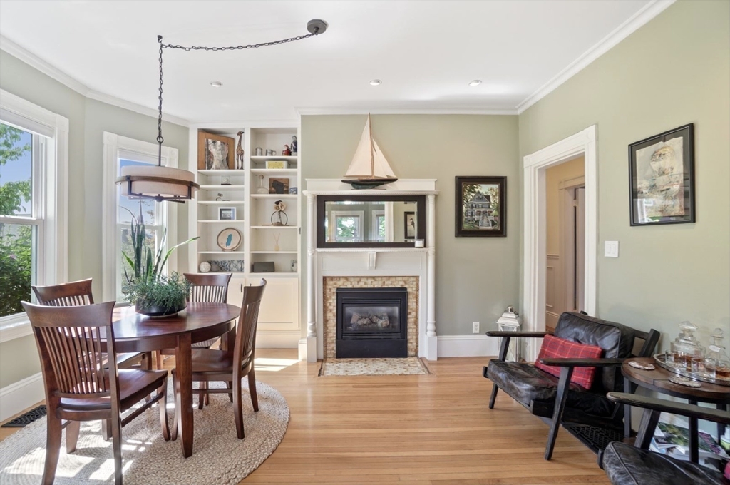 28 Downer Avenue # 1