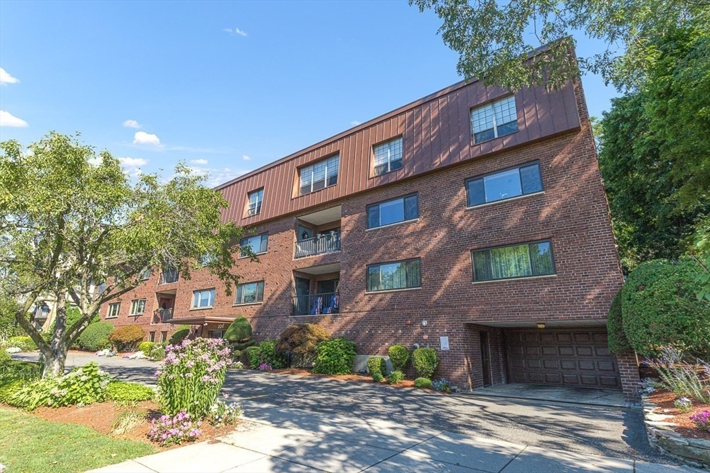 209 Commonwealth Ave Unit: PD