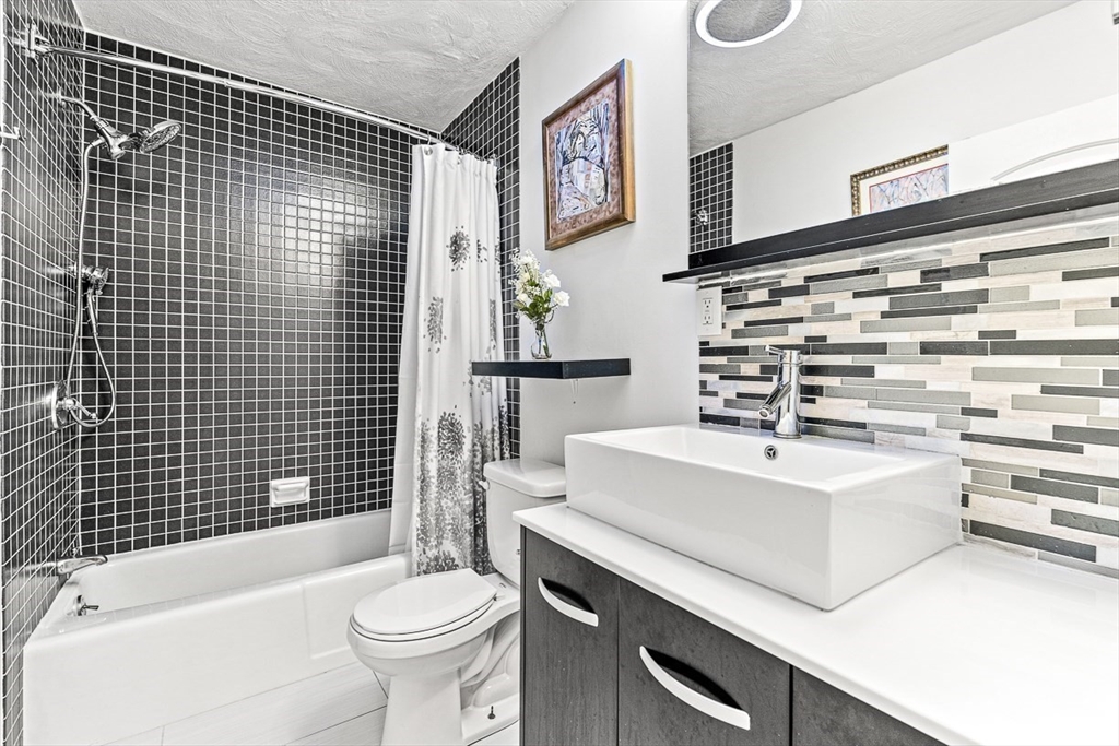 209 Commonwealth Ave Unit: PD