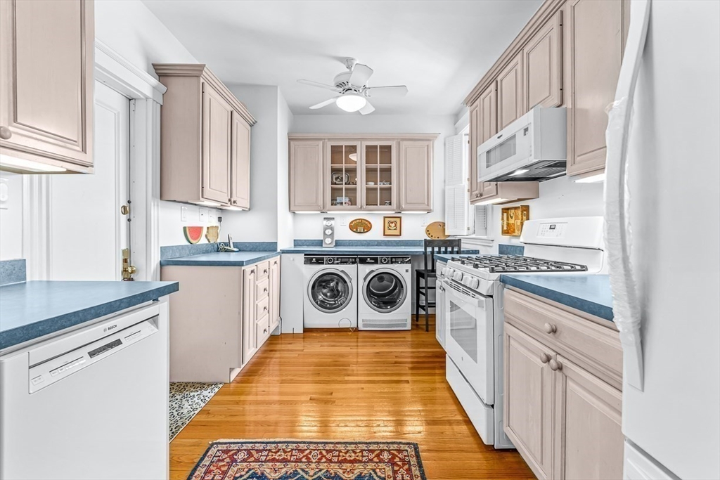 1990 Commonwealth # 6