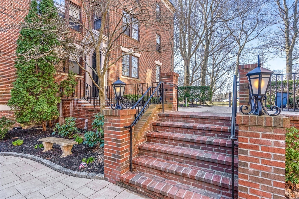 1986 Commonwealth # 1