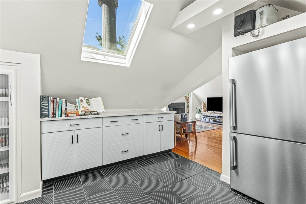 7-9 Leamington Rd # 4