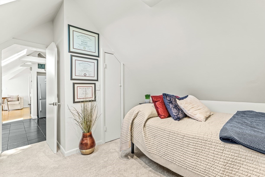 7-9 Leamington Rd # 4