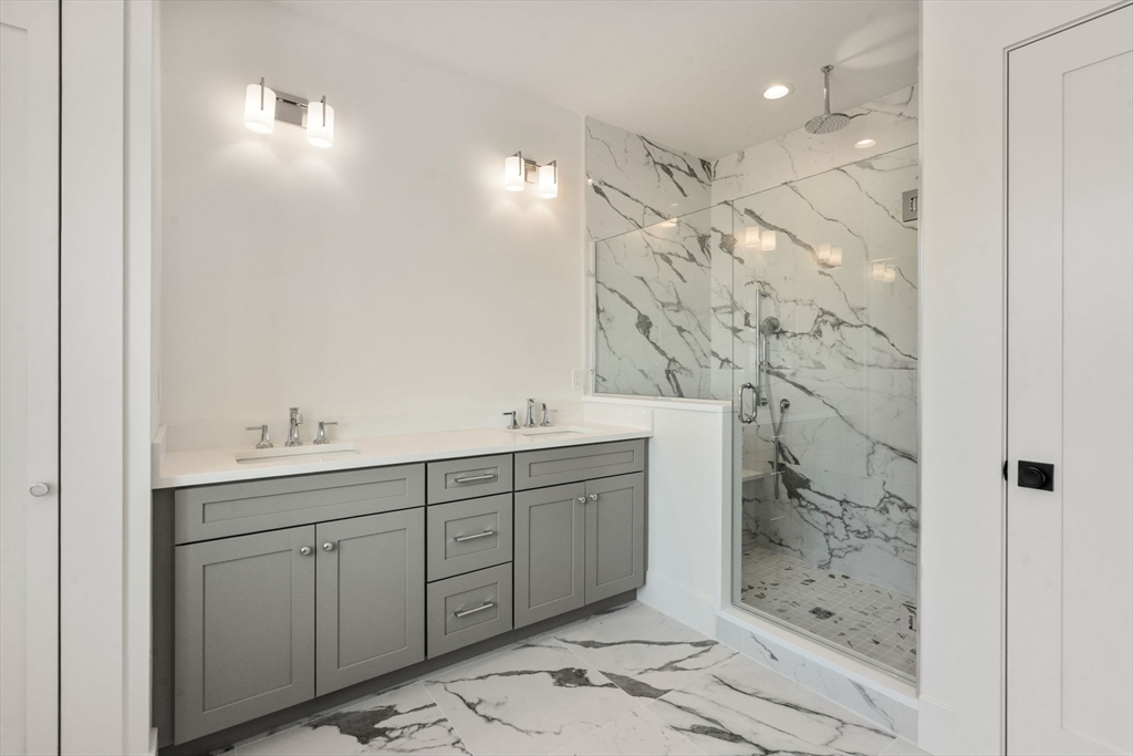 1060 Grove Street # 31