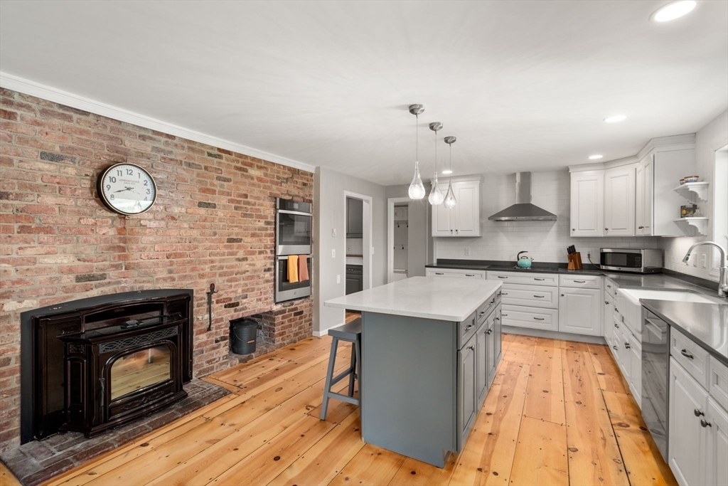 216 Old Littleton Rd