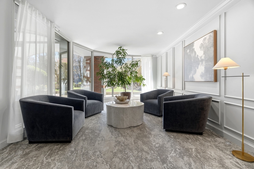 25 Marion St # 46