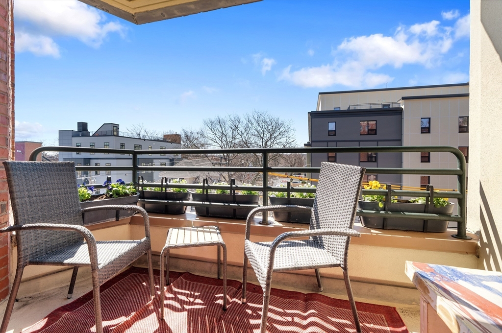 25 Marion St # 46
