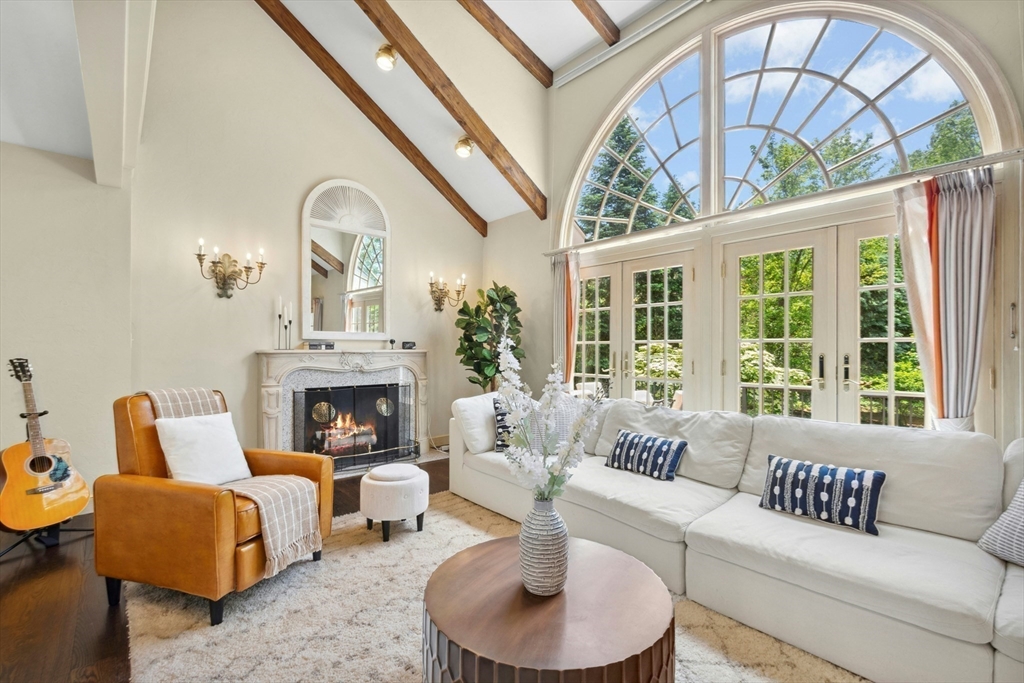 11 Scotch Pine Cir