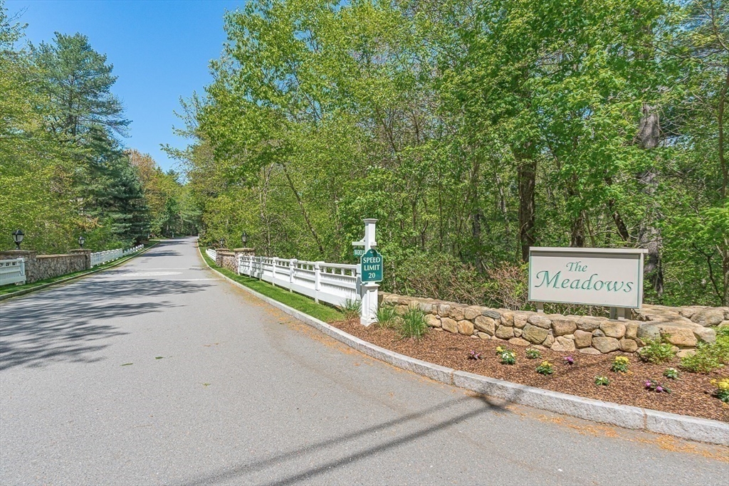 1003 Wisteria Way # 1003