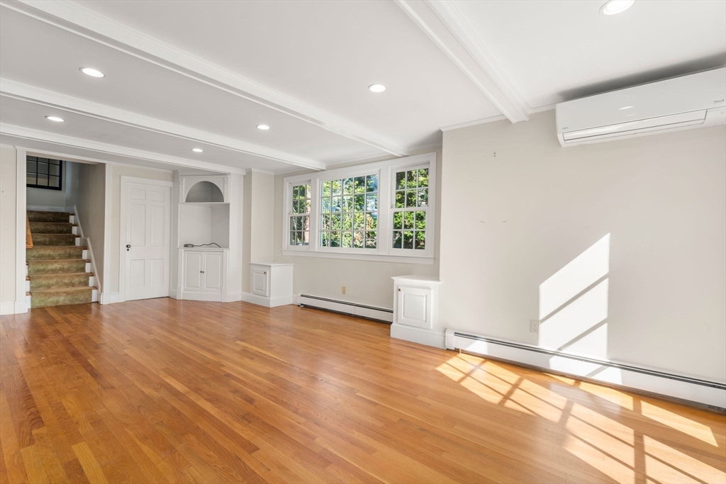 22 Lafayette Cir