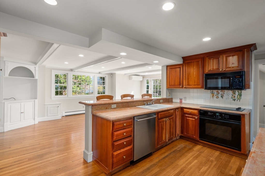 22 Lafayette Cir